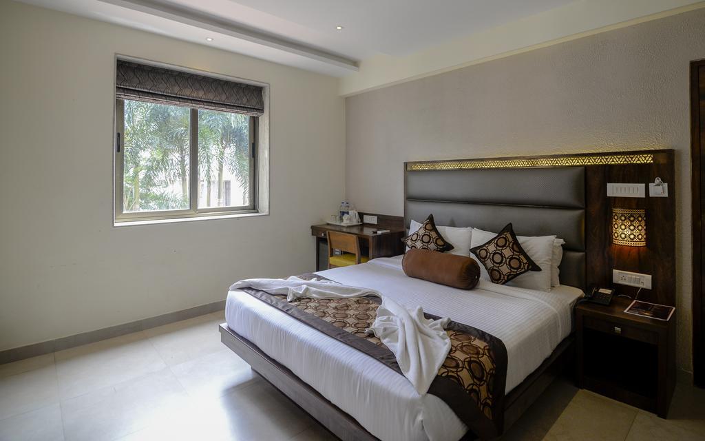 Hotel Sunkissed Plaza Calangute Exterior foto