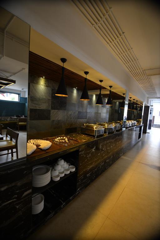 Hotel Sunkissed Plaza Calangute Exterior foto