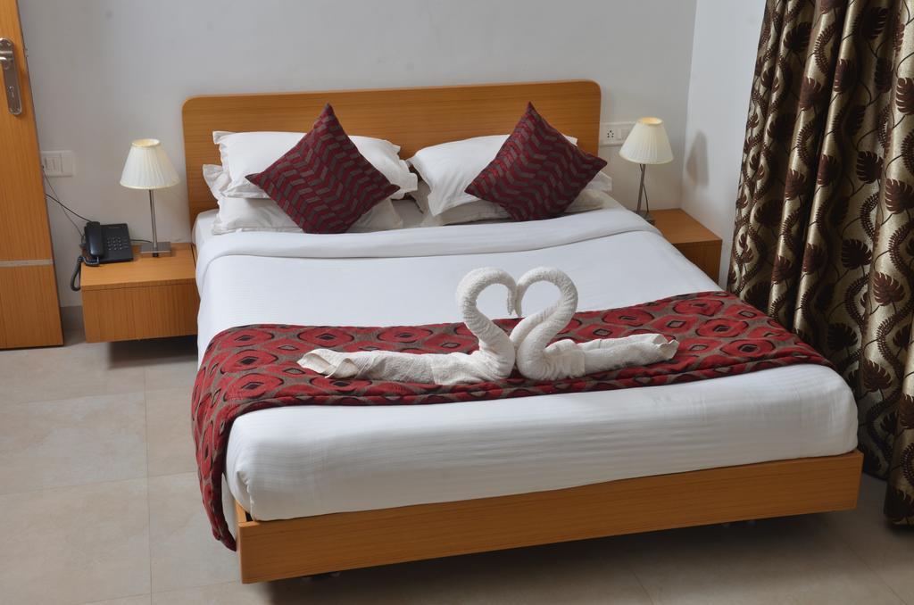Hotel Sunkissed Plaza Calangute Exterior foto