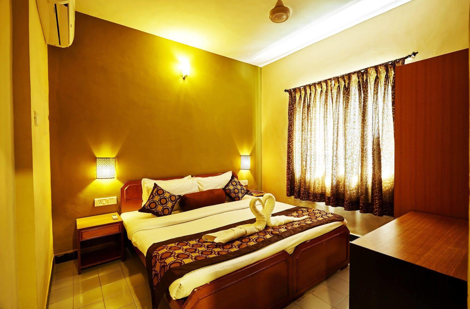 Hotel Sunkissed Plaza Calangute Exterior foto